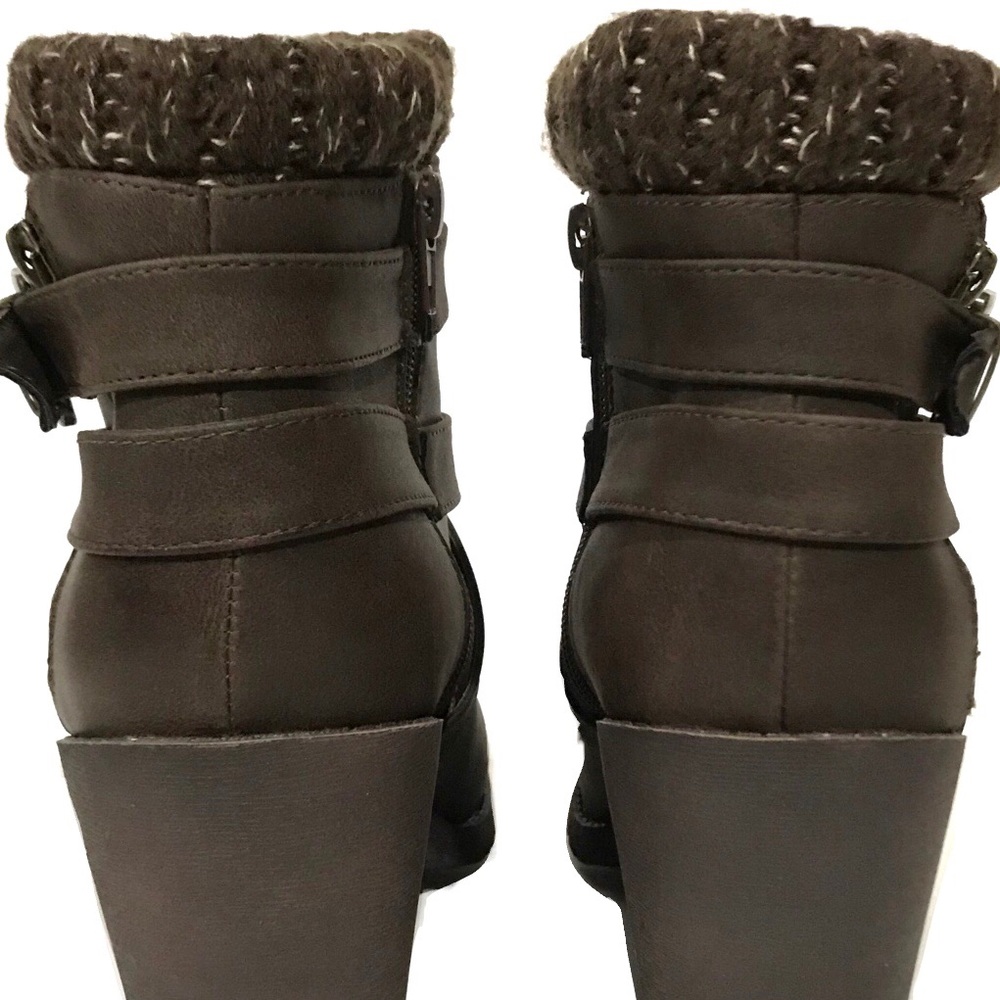 NWT Strappy Sweater Cuff Chunky Heel Ankle Boots - Picture 12 of 16